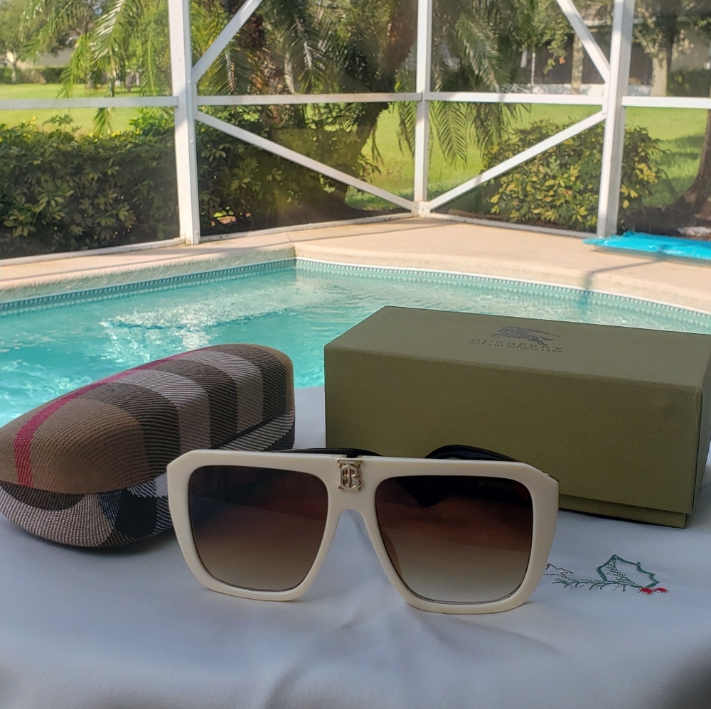 Burberry Ivory Sunglasses with Case